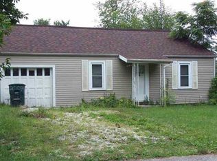 2007 E 22nd St, Muncie, IN 47302
