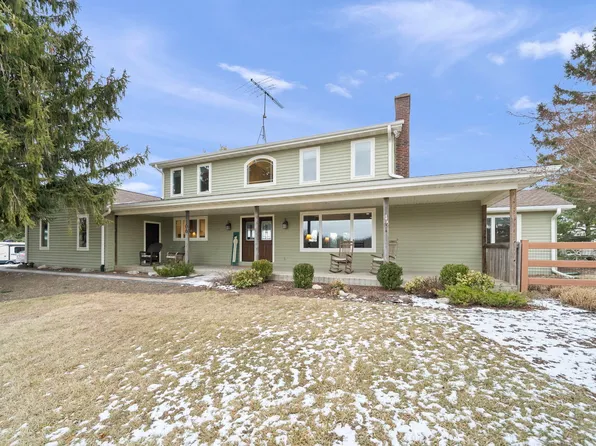 11106 Siedschlag Rd, Spring Grove, IL 60081
