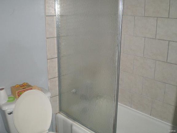 4th image of 325 Eichelberger St