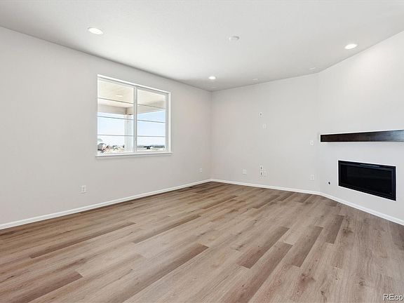 5th image of 879 W Witherspoon Drive