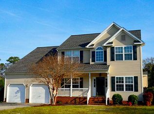 12 Ashe Meadows Dr, Hampton, VA 23664