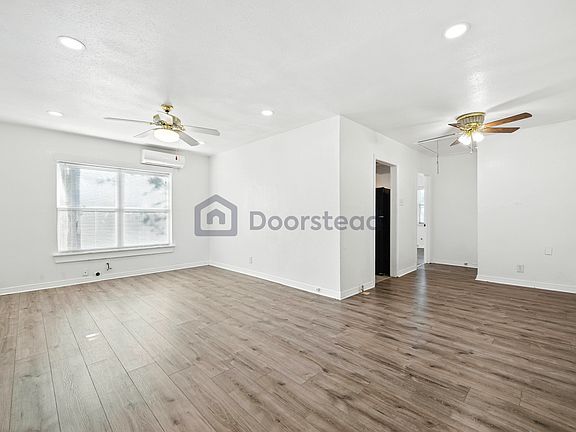 4th image of 3038 Falls Dr #Adu