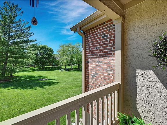 3rd image of 15220 S Symphony Dr Suite 3202