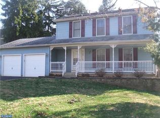 330 Crestview Ave, Blackwood, NJ 08012