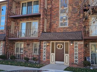 6414 S Mobile Ave, Chicago, IL 60638