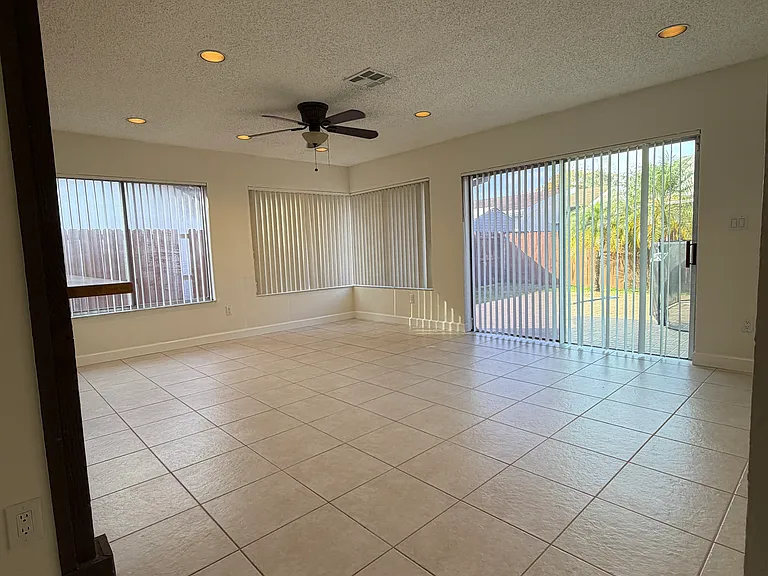 13261 SW 102nd Ter — Photo 18