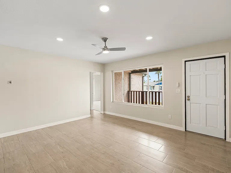 153 Dahlia Ave — Photo 16