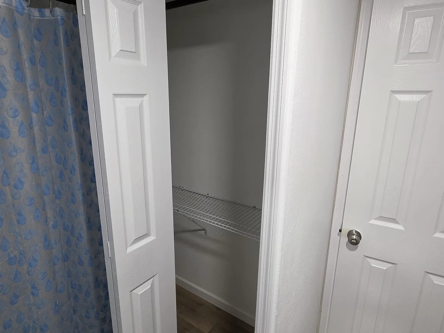 Studio, $1,000 — Photo 4