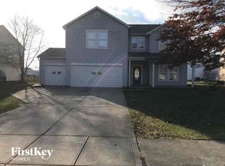 1079 King Maple Dr, Greenfield, IN