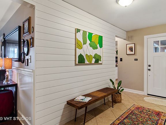 2nd image of 9 Victoria Ln