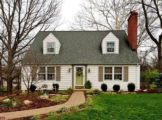 60 Thorncliff Ln, Saint Louis, MO 63122