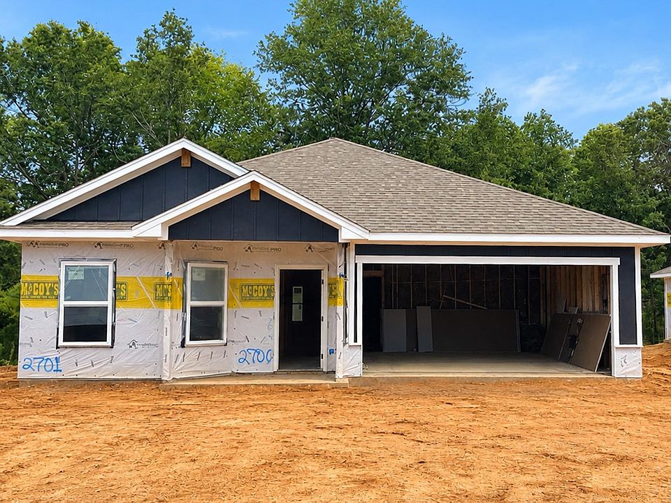 1st image of 2701 Southern Oaks Dr