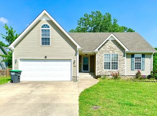 3613 Aurora Dr, Clarksville, TN 37040