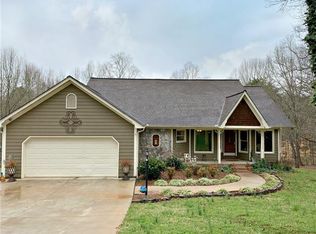 4093 Fairview Dr, Maiden, NC 28650