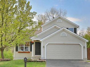 1881 Queens Meadow Ln, Grove City, OH 43123
