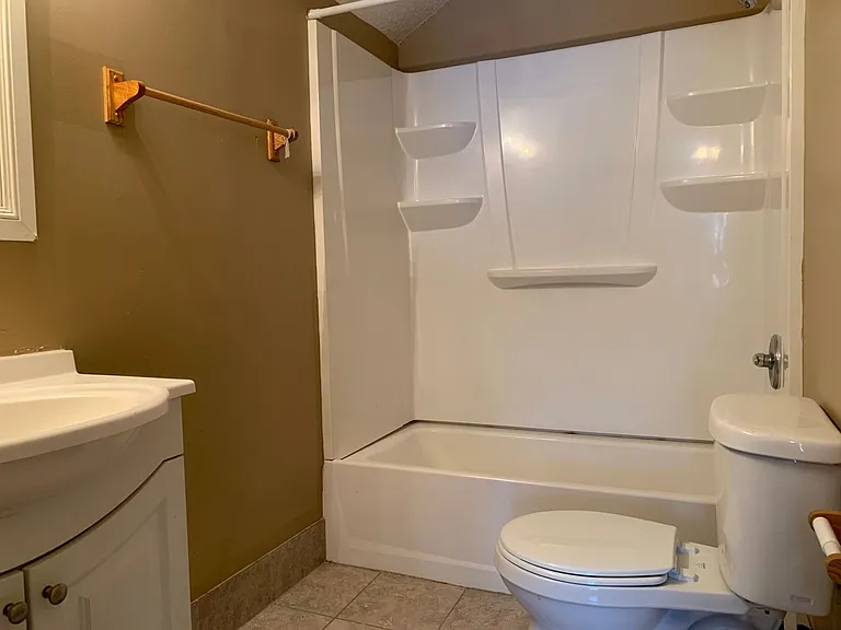 1584 Joy Blvd — Photo 10