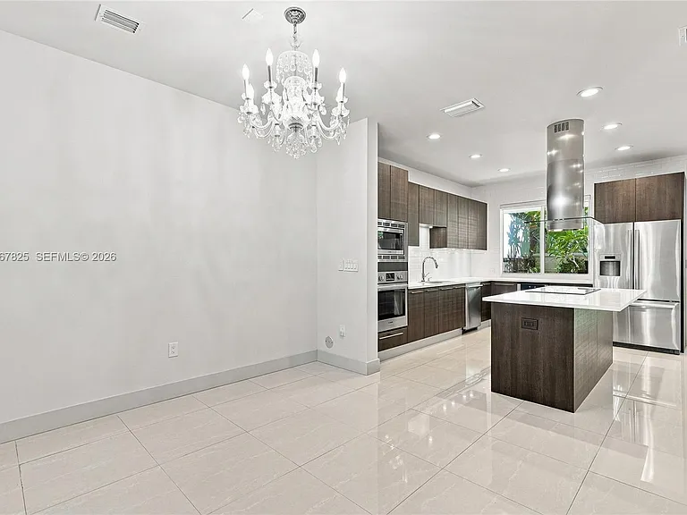 3237 NE 5th St #3237 — Photo 19