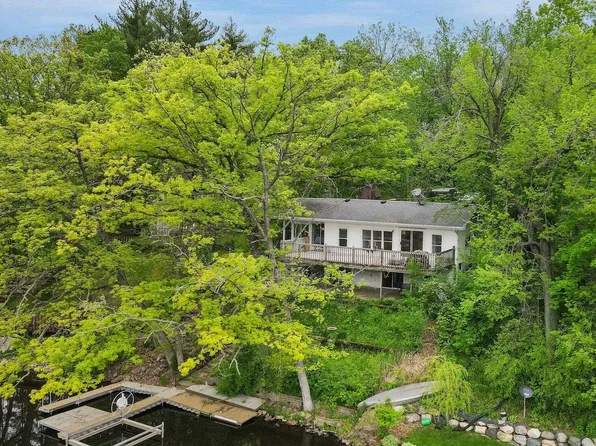 S7820 Ruthe Badger Ln, Merrimac, WI 53561