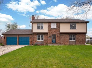 702 Williamsburg Dr, Kokomo, IN 46902