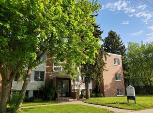 174 Grove St E #2, Barrie, ON L4M2P7