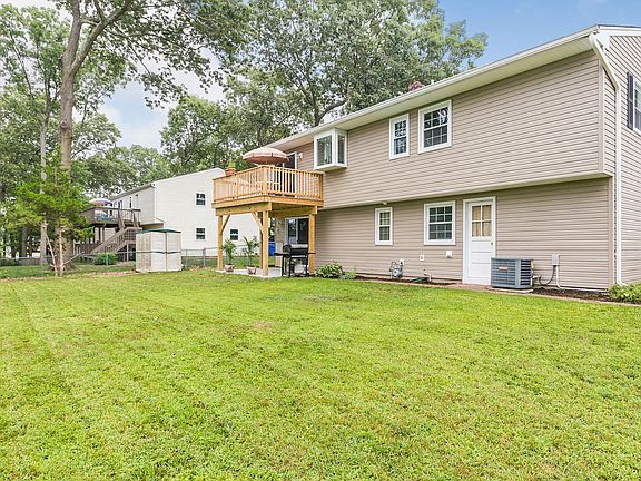 4th image of 1081 Mulberry Pl