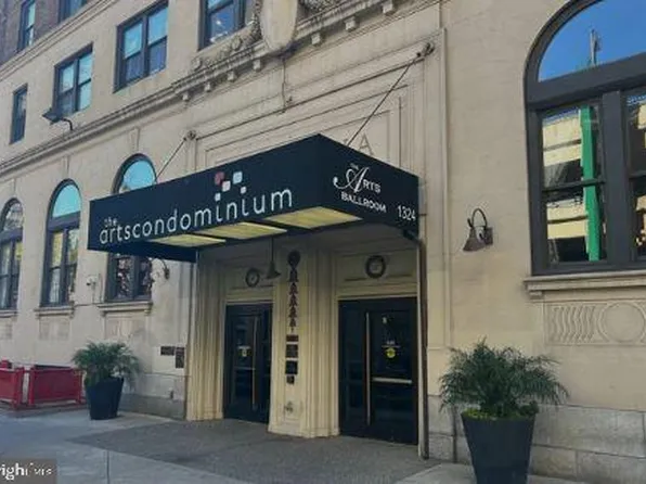 1324 Locust St APT 1107, Philadelphia, PA 19107