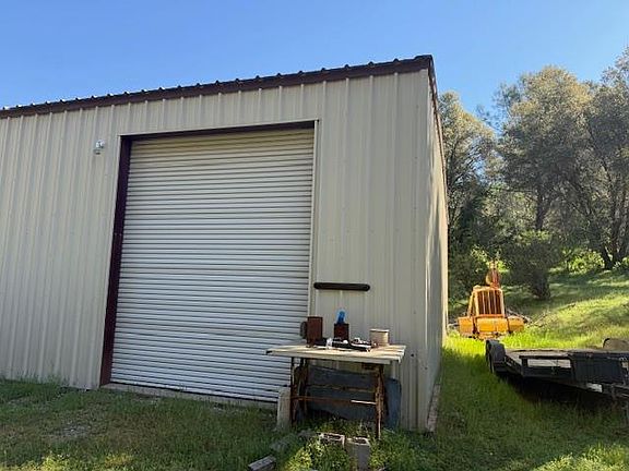 2nd image of 4565 Morgan Rd