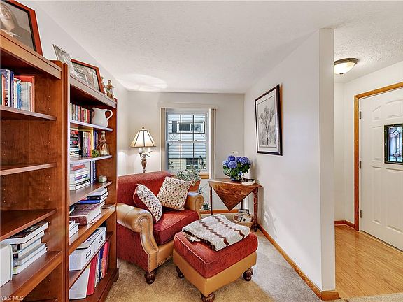 5th image of 777 Woodland Ave