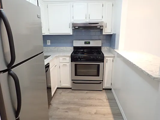 Rented by Hakeem Shahid, LREB | media 10