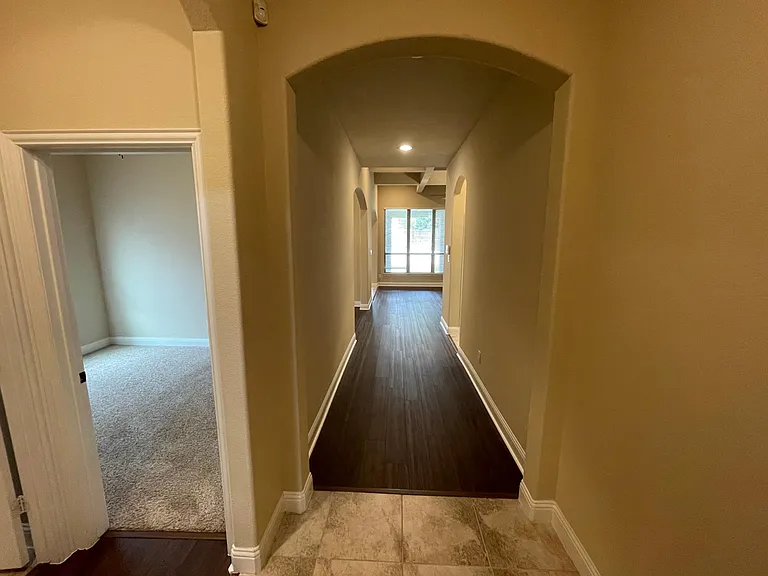 4052 Angelina Dr — Photo 11