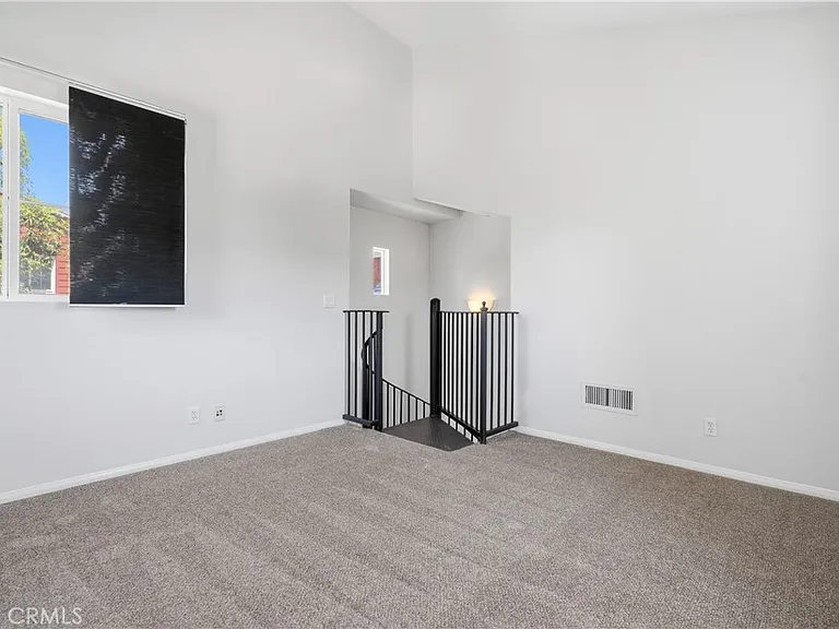 15 Platinum Cir — Photo 17