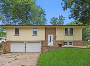 11790 Flint St, Platte City, MO 64079