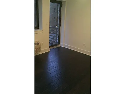 Rented by Metro Garden Realty NYC | media 5