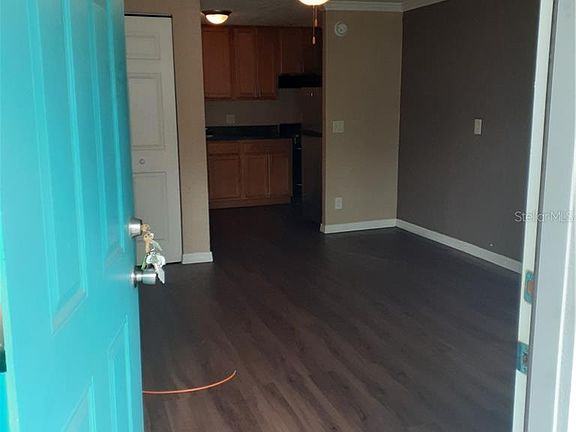 2nd image of 5901 Bryce Ln #5911