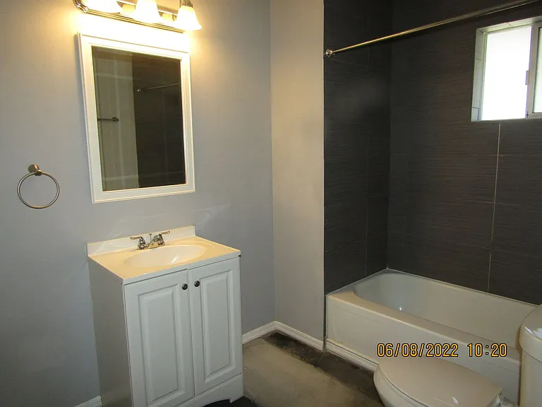 3427 N 12th Pl — Photo 14