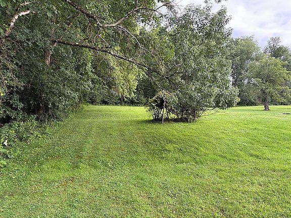 4th image of 123 Black Rd