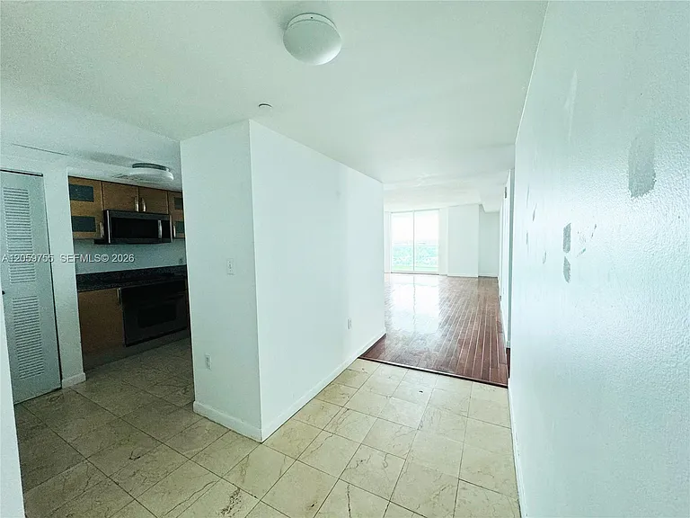 2101 Brickell Ave #801 — Photo 4