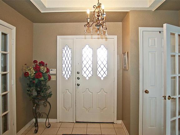 3rd image of 4512 Francisco Ct