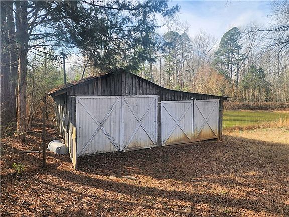 5th image of 3068 Warrior Creek Church Rd