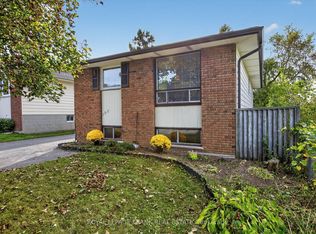 393 Southpark Dr, Peterborough, ON K9J 1C1