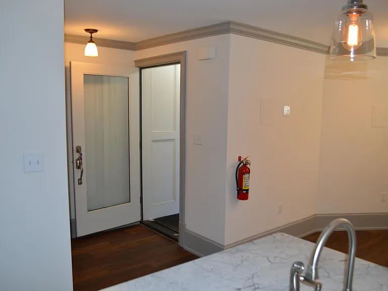 1304 E Capitol St NE #B — Photo 8