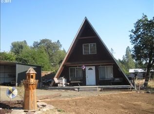 213 Rosewood Dr, Roseburg, OR 97471