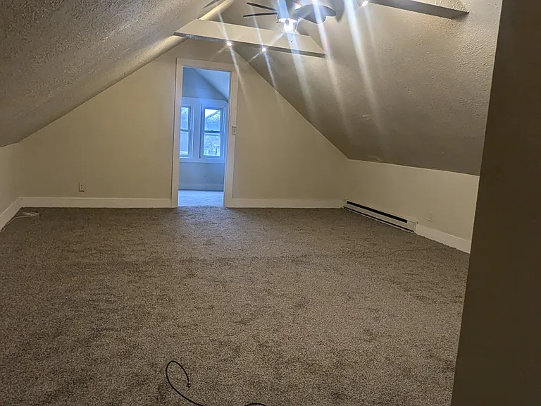 10710 Florian Ave — Photo 7