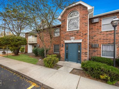 1384 Cunat Ct APT 2A, Lake In The Hills, IL, 60156