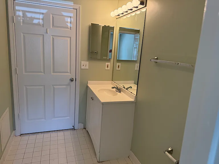 15315 Diamond Cove Ter #4 — Photo 9