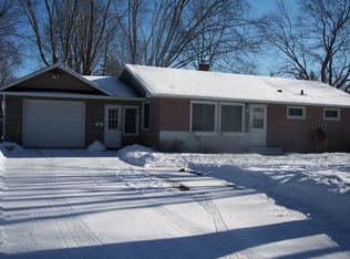 660 W Lincoln Rd, New Richmond, WI 54017