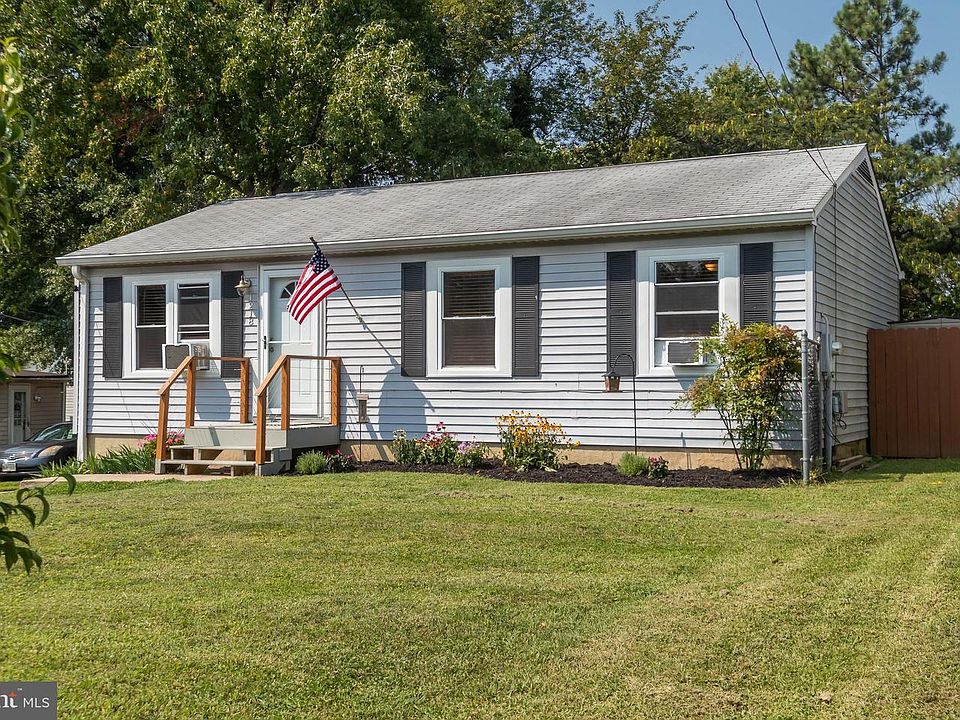 1st image of 1218 Barbud Ln
