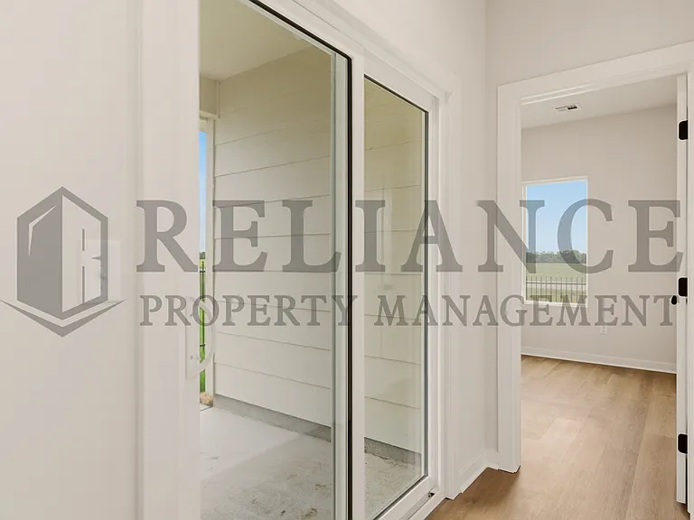 204 N Gowen St — Photo 30