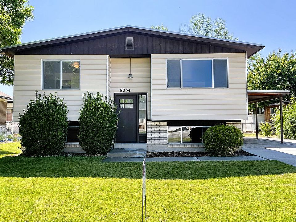 1st image of 6854 S Rhonda Ave