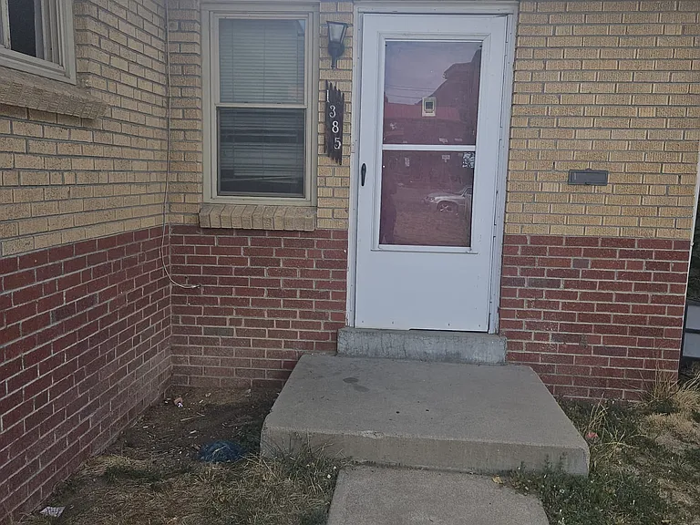 1385 Moline St #2 — Photo 31
